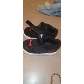 Basket Enfant Jordan Noir Et Blanc Taille 24