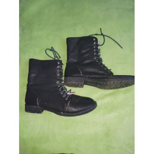 Bottines Fourrées Noires Et Lacets - 41