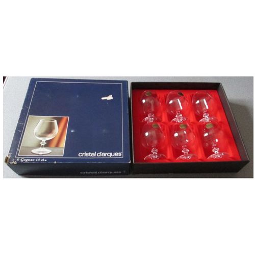 Six Verres À Cognac De 15cl En Cristal D¿Arques-Modèle Ancien Verneuil -Avec Leur Étiquette -Rangés Dans La Boite D'origine En État Correct Car Stockée En Sous-Sol Depuis 1988-Cristallerie J.G. Durand
