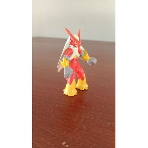 Pokémon Blaziken Nintendo 2004