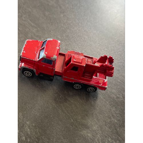 Majorette camion grue rouge 