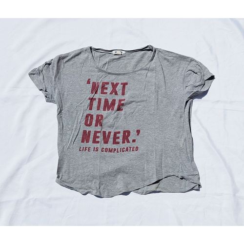 T-Shirt Gris Mc Court Femme Taille M Marque Jennyfer