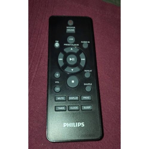 Télécommande Philips pour barre de son ou micro-chaîne Hi- Fi de la marque woofer sound bluetooth USB preset / album repeat shuffle mute display timer clock
