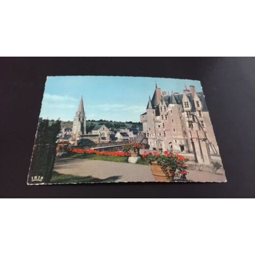 Carte Postale Château De Langeais Cour Intérieure En L'état Sur Les Photos