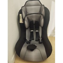Siège Auto Bébé 0 - 3 Ans. Très Peu Servi , En Très Bonne État. 40 Euros