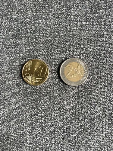 Pièce 50 Ctm Et 2€ 