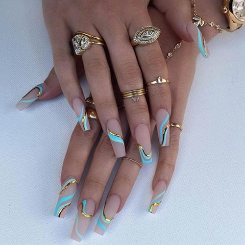 Appuyez Longuement Sur Les Ongles, Tourbillonnez Les Faux Ongles Avec Des Motifs De Cercueil 