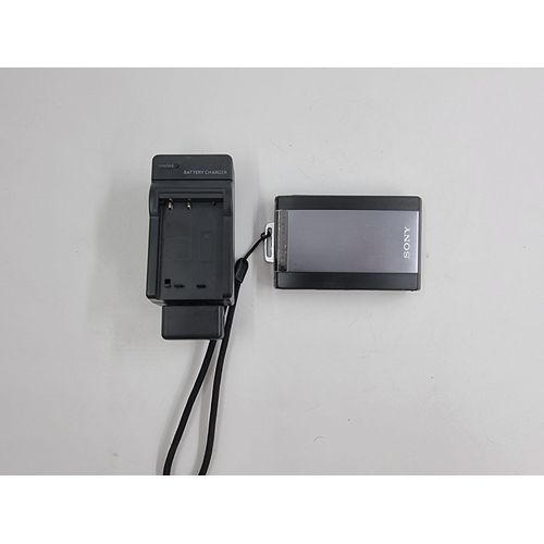 Sony Super Steady Shot DSC-T300 10.1 mpix + chargeur