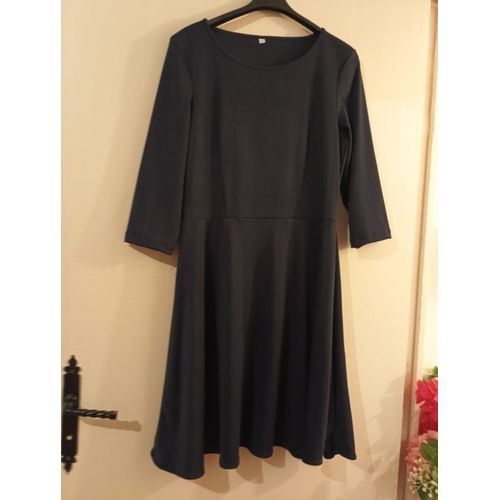 Robe Bleu Marine Evasee Taille L