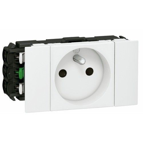 3 prises de courant spéciale goulotte à clippage direct - 2 modules - blanc - Mosaic LEGRAND