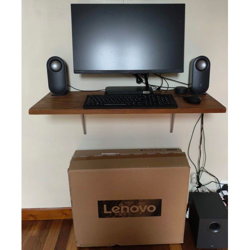 Lenovo IdeaCentre AIO 3 24ADA6 F0FX AMD Athlon Silver 3050U - Ram 4 Go - SSD 128 Go