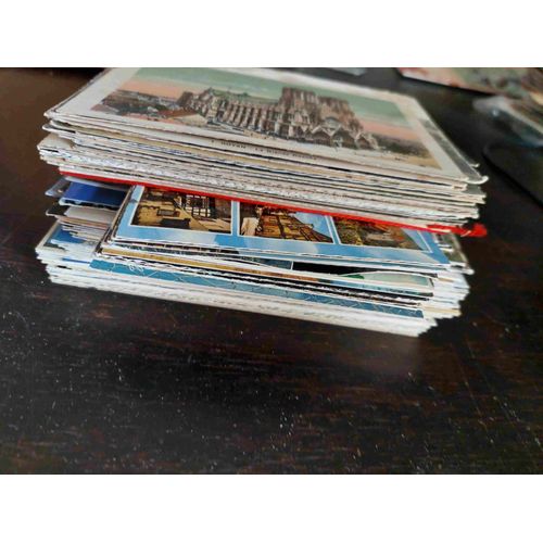 Lot De 720 Cartes Postales De France, Villes Et Régions Commençant Par La Lettre R (144), Q (33), T (196), U (23), V (320) W À Z (7), Un Bon Tiers De Cartes Anciennes, 1/3 Neuves Récentes