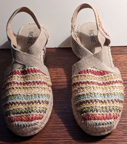 Chaussures Type Espadrilles / Marque Ivoire - 39