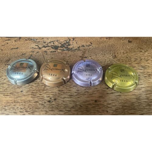 4 Capsules De Champagne Devaux 1846