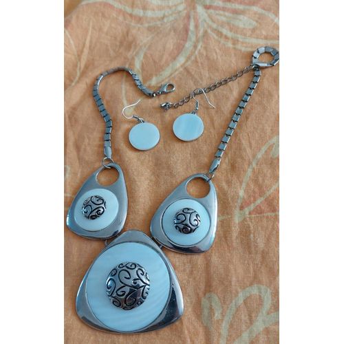 Collier Et  Boucles D Oreilles 