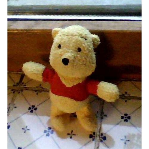 Winnie L'ourson 11cm , Disney &  Mac Donald 2003 