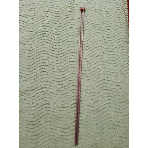 Aiguilles À Tricoter En Plastique Violet Vintage Années 60.