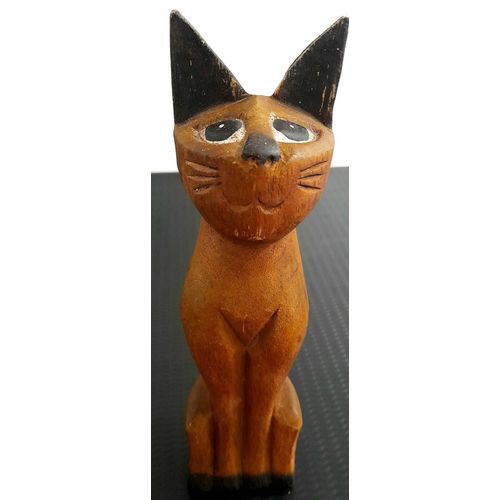 Chat En Bois Sculpté