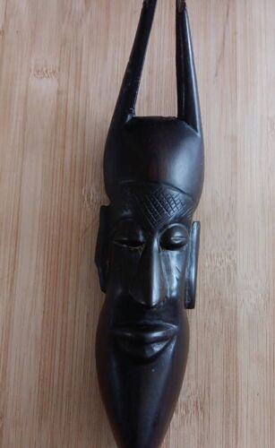 Masque africain en ebene massif