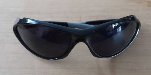 Lunette De Soleil Noires "Aigle"