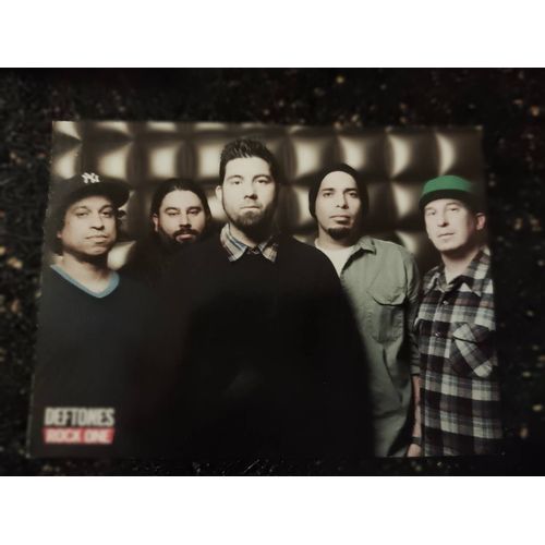 Carte Postale Colorée "Deftones" Années 2000.