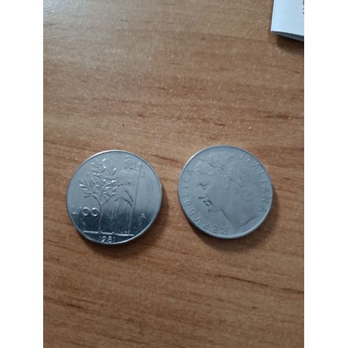 Deux Pièces De 100 Lire