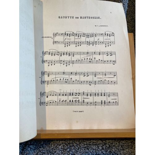 W.F. Lawrence Gavotte Hautecombe Réminiscence Lac Du Bourget Partition Piano