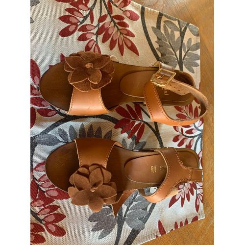 Chaussures En Cuir, Fleurs - 36