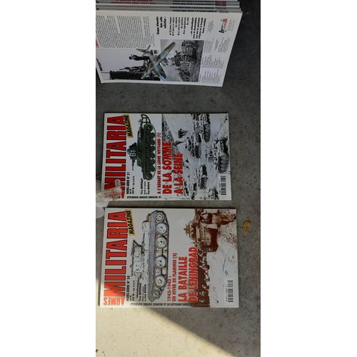 Un Lot De 17 Revues Tbé "Militaria Magazine"