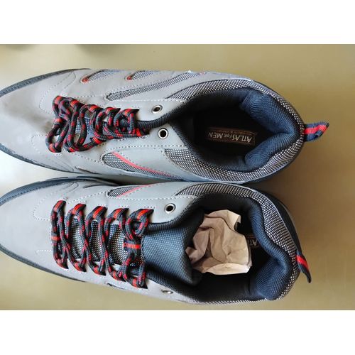 Chaussures Basse De Randonnée Taille 46 .