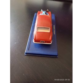 Objet De Collection Idéal Pour Les Passionnés De Tintin Ou Les Amateurs De Figurines Moulinsart. Voiture Avec Le Capitaine Haddock.