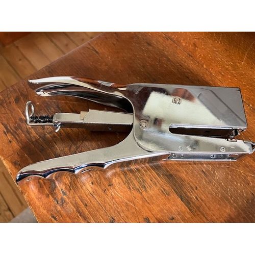 Agrafeuse Professionnelle De Marque Rapesco