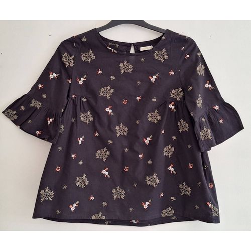 Jolie Blouse Toute Brodée À Manches Princesse