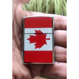 Briquet Tempête À Essence - Drapeau Canadien / Du Canada - Réplique Zippo