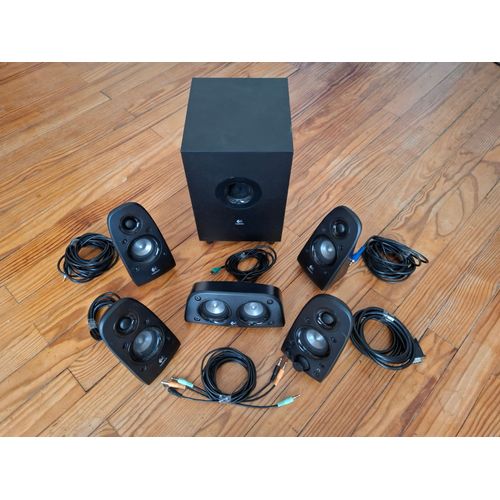 système son 5.1 Logitech pour pc