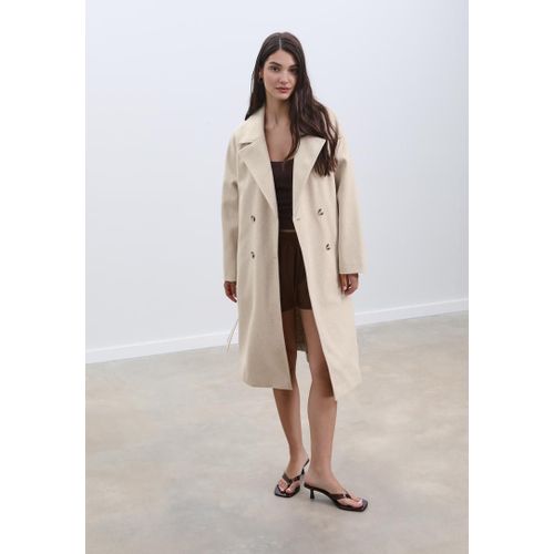 Stradivarius Trench Doux Au Toucher Écru M