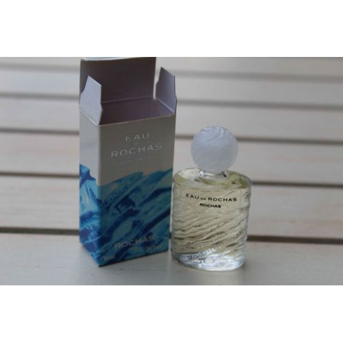 Neuve Miniature "Eau De Rochas " . Contenance:10ml En Eau De Toilette.Envoi Par Mondial Relay.