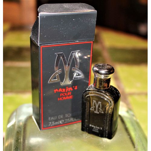 Neuve Et Fermèe Dans Sa Boîte D'Origine Miniature Maxim'S Pour Homme.Contenance:7,5ml . Eau De Toilette.Envoi Mondial Relay.