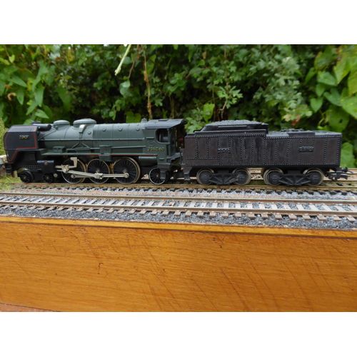 Locomotive À Vapeur De La Sncf De Type 231 C 60 Et Son Tender 35-60 De La Marque Jouef À L'Échelle Ho Ref Inconnu Plus De Boite D'Origine, Mais En Bon État, Fonctionnement Très Bien.-Jouef