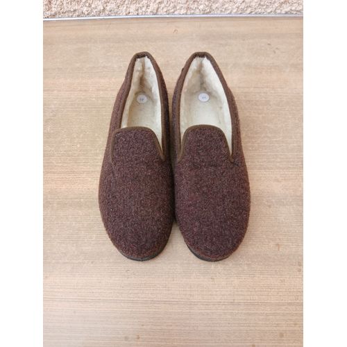 Paire De Pantoufles - 42