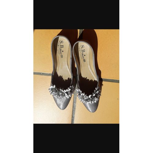 Ballerines Soirée En Lamé Argent Garnies De Marguerites Fleurs Avec Strass Et Perles Brillantes Talon Plat Reposan Sans Talon Pointure 37 Comme Neuve Chaussures Femme Elegante Cérémonie Cocktail