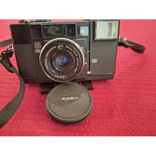 KONICA C35
