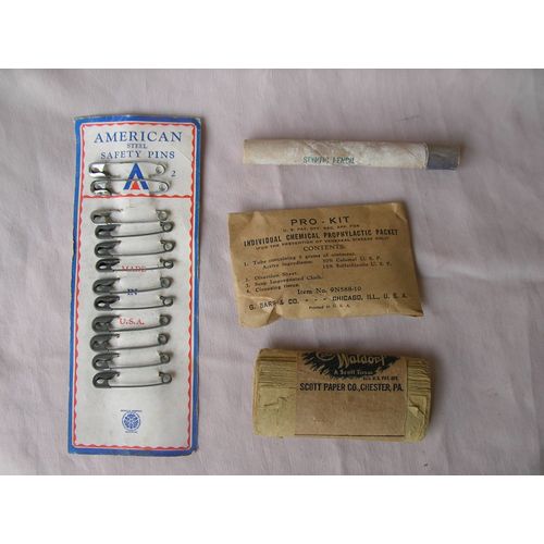 Ww2 Us Lot De 4 Éléments Médicales/Hygiènes Militaires Américains 39-45 Papier Stylo Shave ..Lot 4