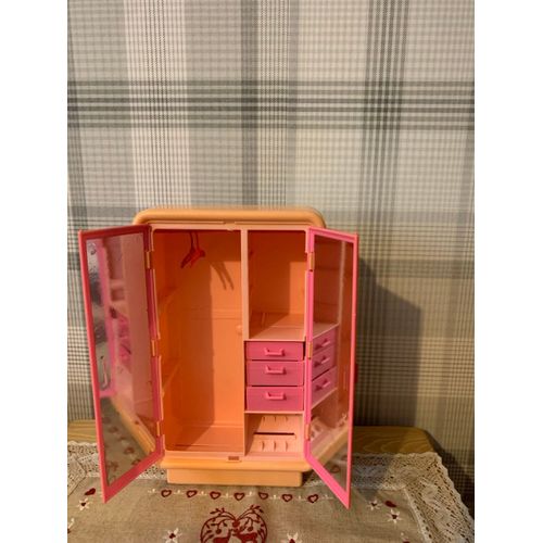 Armoire de Barbie vintage fin des années 1970