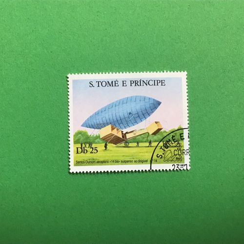 Sao Tomé Et Principe - Bicentenaire De L'aéronautique Et Exposition Internationale De Timbre "Brasiliana" (Y & T 740)