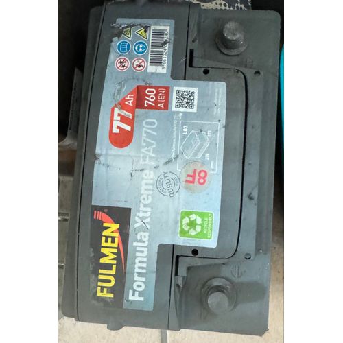 Vend Batterie Voiture Diesel 