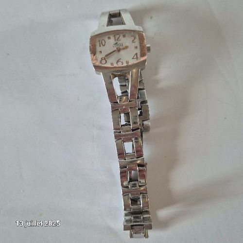 Montre Pour Femme Marque Lotus,Bracelet En Acier, Design Moderne