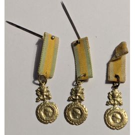 Lot De 3 Insignes De Boutonnière Uniface À Epingle