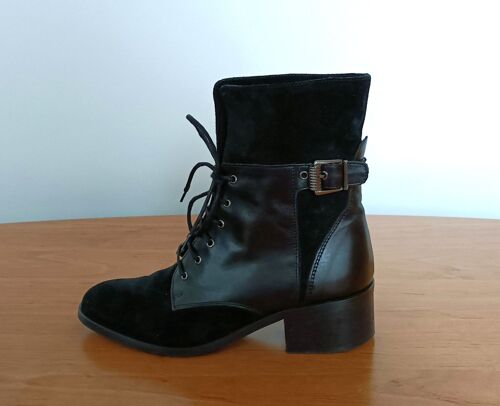 Bottines. Boots Noir. Cuir Et Nubuck. Idyllic. Pointure 38