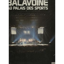 Au Palais Des Sports : Lucie, Les Petits Lolos, Supporter, La Vie Ne M(Apprend Rien, Vendeur De Larmes, Poisson Dans La Cage, Revolucion, Le Chanteur, Je Ne Suis Pas Un Héros, ........................